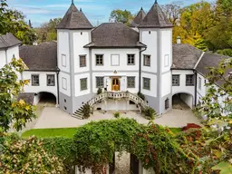 RENAISSANCETRAUM IM SALZKAMMERGUTWohnschloss mit Charme und Historie