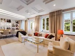Historischer Blick!180 m² Altbauwohnung mit Balkon und Festungsblick im Herzen der Salzburger Altstadt
