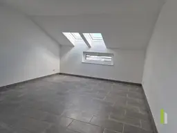 Anlageobjekt! Gut vermietete, sonnige 3 Zi-Dachgeschosswohnung mit Seeblick