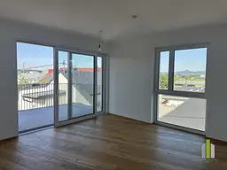 Moderne Miewohnung mit Terrasse und Bergblick