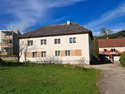 Mehrfamilienhaus mit vielen Möglichkeiten