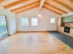 Moderne 2-Zimmer-Wohnung im Erstbezug mit Balkon im Dachgeschoss