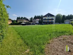 Sonniges Traumgrundstück in attraktiver Lage am Ortsrand von Bürmoos