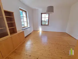 Helle 2-Zimmer-Terrassen-Wohnung mit Garten!