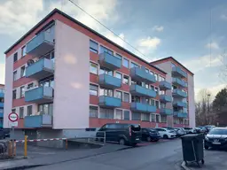 HELLE 2-ZIMMER-WOHNUNG MIT BALKON