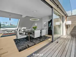 Upper Level High Light