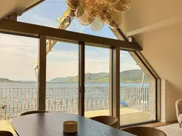 Wohntraum am türkisblauen Attersee - Exklusiver Erstbezug mit privatem Seezugang &amp; Penthouse-Feeling