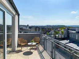 Dachgeschoß-Maisonette mit Charme und Weitblick