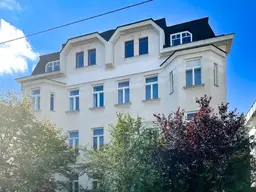 Altbauflair in Sievering: Großzügige Wohnung mit Erker