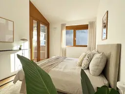 4m Raumhöhe, 2-Zimmer Wohnung
