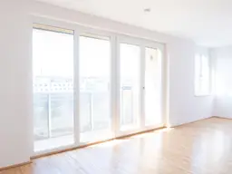 3-Zimmer-Wohnung! Direkt bei U4+U6 Längenfeldgasse! Loggia! WG-tauglich!