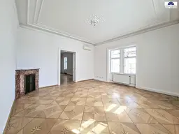 Altbaujuwel -3 Zimmer auf 130 m² - Herrschaftliches Wohnen beim Rathauspark