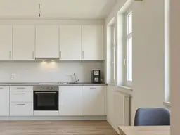 Helle 2 Zimmer Wohnung - mit spitzen Verkehrsanbindung