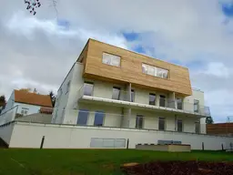 Charmante 3-Zimmer-Wohnung mit Terrasse im Herzen von Ernstbrunn