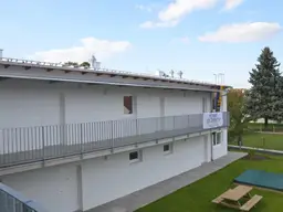 Moderne 3-Zimmer Wohnung mit Balkon und Grünblick in Hofstetten