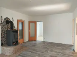 Traumwohnung 3 Zimmer mit Balkon in Krummnussbaum