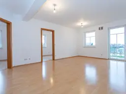 Hofamt Priel - wunderschöne 4 Zimmerwohnung mit direktem Zugang zum Schwimmteich - PROVISIONSFREI