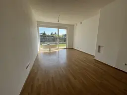 Strasshof – traumhafte 4 Zimmer Maisonettewohnung mit Garten vor den Toren Wiens - KAUFOPTION