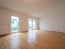 Traumhafte 2 Zimmerwohnung mit Garten und Terrasse in Hofstetten!