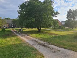 GRUNDSTÜCK mit Stadl und Bauernhaus