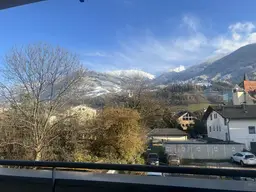 Moderne Mietwohnung mit zwei Balkonen