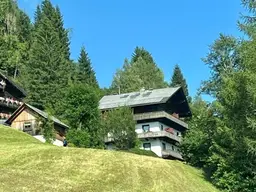 Appartementhaus (6 getrennte Wohneinheiten) sehr schöne Lage !