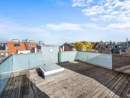DACHGESCHOSSWOHNUNG MIT DACHTERRASSE - FERNBLICK