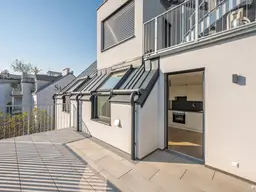 DACHGESCHOSSWOHNUNG - BREITENSEER STRASSE 26