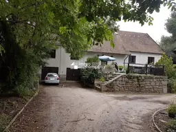 Grundstück mit vermietetem Altbestand und vielen Möglichkeiten