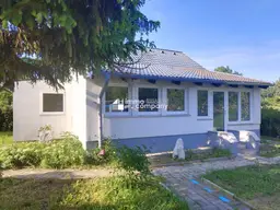 Saniertes Kleingartenhaus auf Eigengrund mit wunderbarem Garten in Ruhelage
