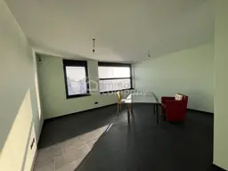 Stilvolles Haus in einer Landhausstadt. 10 Minuten nach Wien.