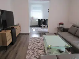 Schönes und ruhiges Wohnen in Pasching ! Traumlage, viel Platz mit sonnigem Garten !!