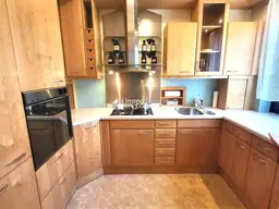 Aus Eins mach Zwei! Ein- oder Zweifamilienwohnung mit Loggia, Doppelgarage und flexibler Nutzung in Kirchbach