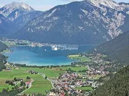 WOHNEN AM SEE - Absolute Rarität in unmittelbarer Seenähe mit Bergblick - 5 Zimmer Erdgeschoßwohnung mit großzügigen Räumlichkeiten