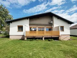 Familienhaus mit großer Terrasse - Garten - Keller - Garage in ruhiger Lage am Ortsrand