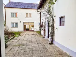Mehr Platz geht nicht - EFH mit Einliegerwohnung &amp; Nebengebäuden!