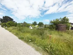 Baugrundstück in Grünruhelage am Ortsrand mit Fernblick – 800 m² für Ihr neues Zuhause
