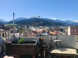 IM HERZEN DER STADT - WG Wohnung mit Dachterrasse &amp; Tiefgaragenplatz