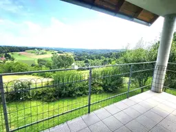 Provisionsfrei! "Haus am Berg" - Wohnen über den Wolken mit Blick bis zur Riegersburg