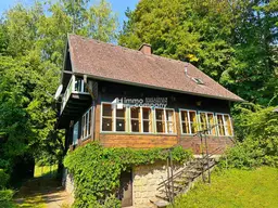 Renovierungsbedürftiges Landhaus mit Pool , Grundfläche 1.594 m² Renovierung und Schönheitsreparaturen sind erforderlich, dennoch sofort beziehbar!