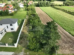 So gut wie keine Nachbarn neben dir - lässiges Grundstück in Mannersdorf/Leithagebirge zu verkaufen!