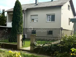 Neusiedl am See - Traumlage - geräumiges Einfamilienhaus mit traumhaftem Innenhof