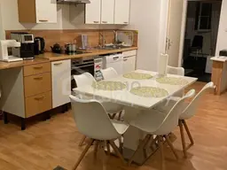 100m² Eigentumswohnung mit 10 m² Balkon in Wilhering – gepflegtes Wohnhaus inkl. Parkplatz.