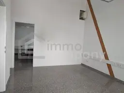 Geschäftslokal / Büro / Studio zu vermieten!