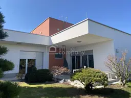 Hochwertige Luxusvilla in bestem Bauzustand