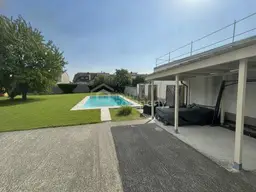 Wohnkomfort! Saniertes &amp; Modernisiertes Einfamilienhaus auf Doppelgrundstück in Lassee, mit Garten, Carport &amp; Salzwasserpool!
