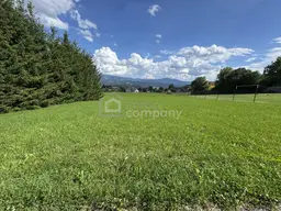 Sonniges Baugrundstück mit traumhaftem Fernblick in St. Martha