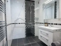 Helle 3-Zi-Wohnung mit Loggia &amp; Stellplatz in Gänserndorf, 79m², 225.000 €!