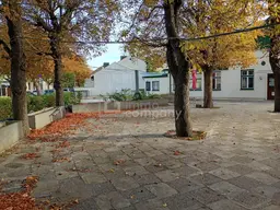 Große Baufläche in zentraler Lage!