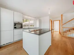 Modernes Einfamilienhaus mit Garten, Panoramablick und hochwertiger Ausstattung